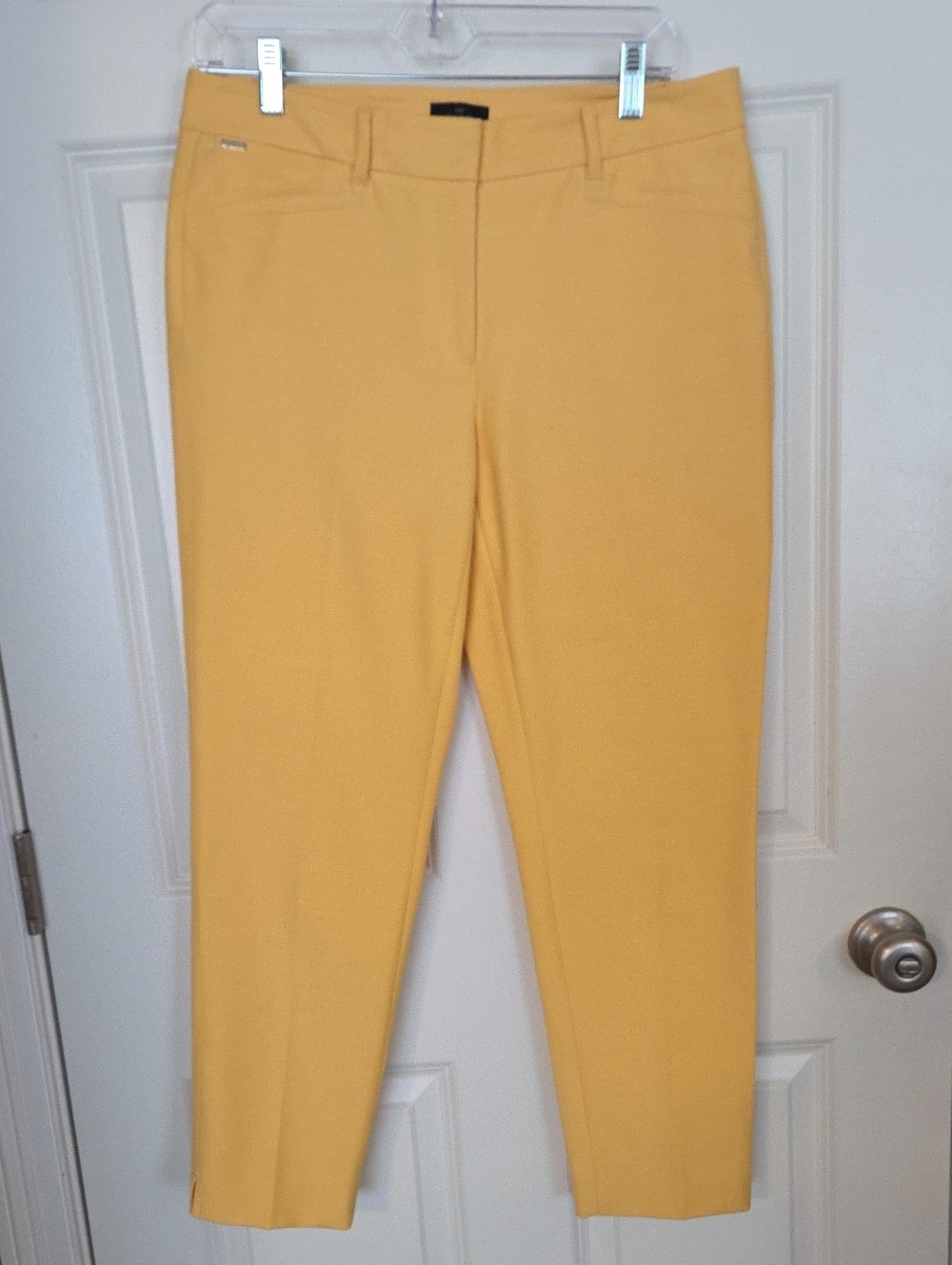 White House Black Market Cropped Slim Ankle Pants